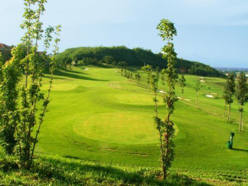 Serravalle Golf Hotel Serravalle Scrivia Exterior foto